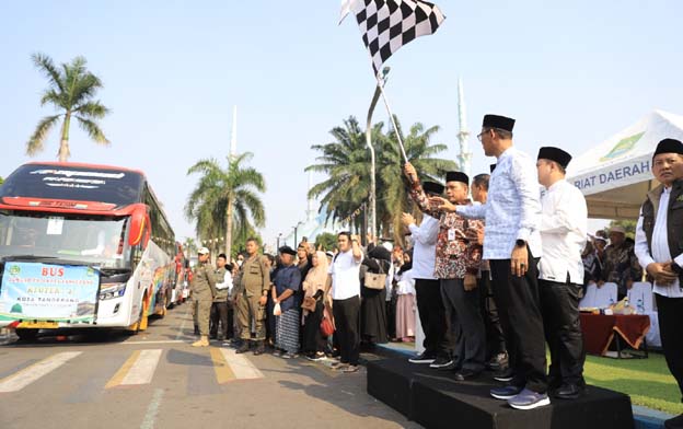 Pj Walikota Lepas Keberangkatan 1.762 JCH Kota Tangerang