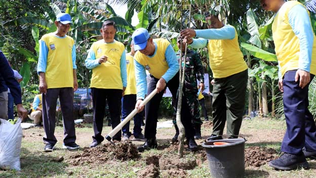 Peringati HLH Sedunia, Pemkab Serang Tanam Seribu Pohon