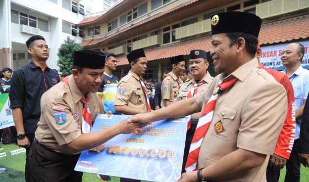 Pemkot Tangerang Salurkan Stimulan Program Pramuka