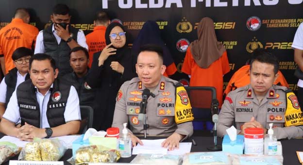 Polres Tangsel Ungkap Kasus 7,8 Kg Sabu dan 642 Kg Ganja