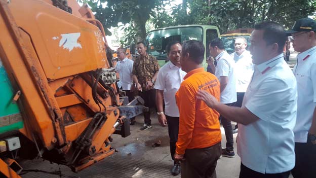 Komisi IV DPRD Minta DLH Kota Tangerang Perbaiki Mobil Sampah