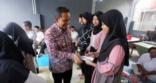 Pj Walikota Tangerang Berikan Santunan pada Anak Yatim