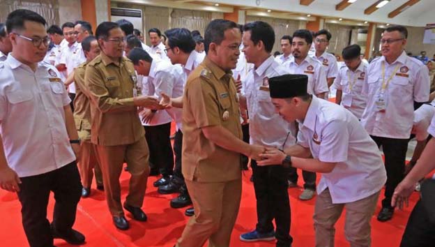 Pj Walikota Lantik Pengurus Karang Taruna Kota Tangerang