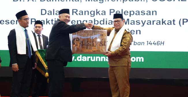 Pj Gubernur Banten Lepas Peserta PPM Ponpes Darunnajah Serang