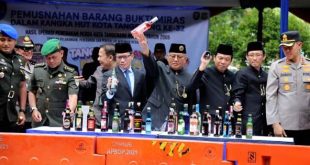 Musnahkan Miras, Pemkot Tangerang Komitmen Penegakan Hukum