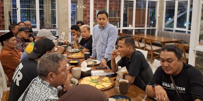 Jalin Kemitraan, Kabag Humas DPRD Kota Tangerang Silaturahmi dengan Awak Media