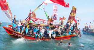 Ruwat Laut Nelayan Carita Potensi Wisata Budaya Masyarakat