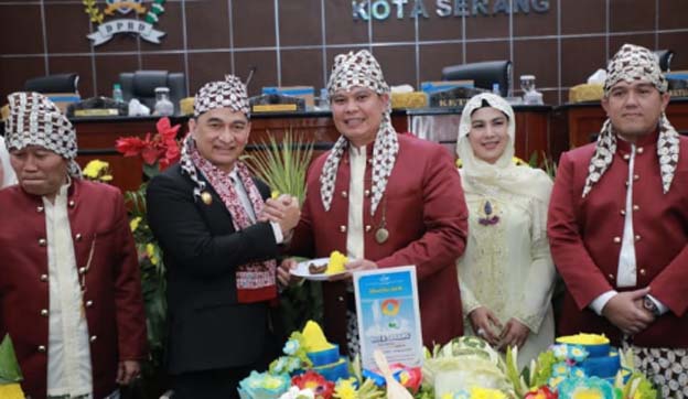 Wakil Gubernur Banten Hadiri Rapat Paripurna HUT ke-18 Kota Serang