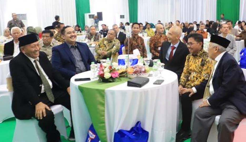 Wakil Ketua DPRD Dukung Peran Universitas Raharja Mencetak SDM Unggul