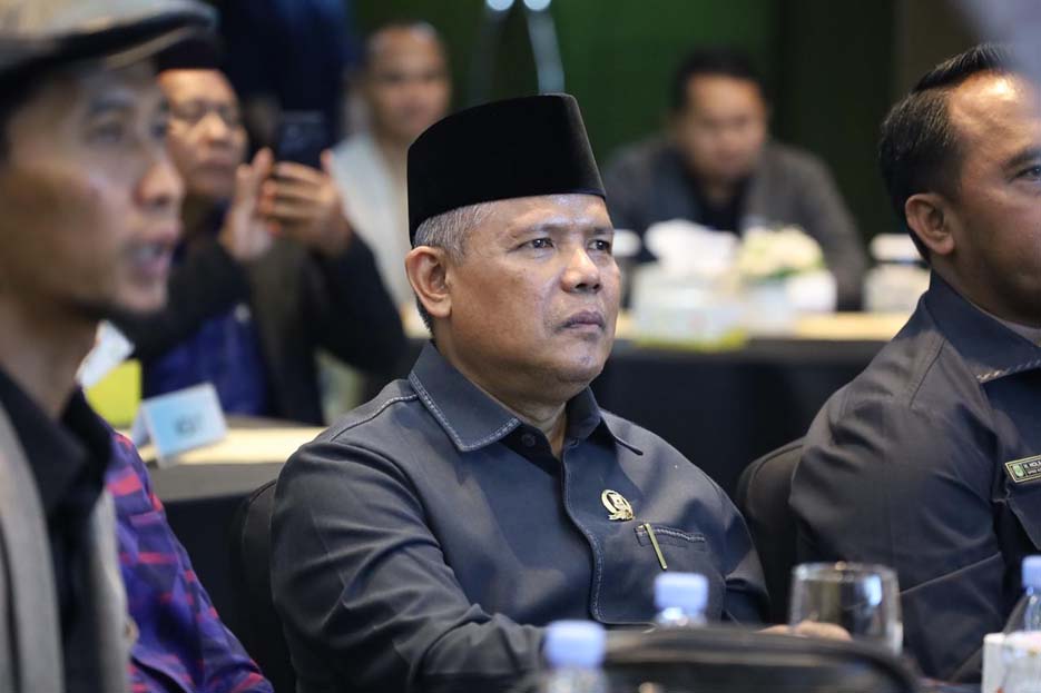 Komisi II DPRD Dorong Pemuda Kota Tangerang Bangga Kenakan Batik