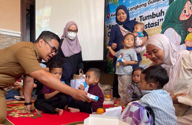 Pilar Saga Resmikan Pos Gizi Ibu Hamil dan Anak di Lengkong Gudang